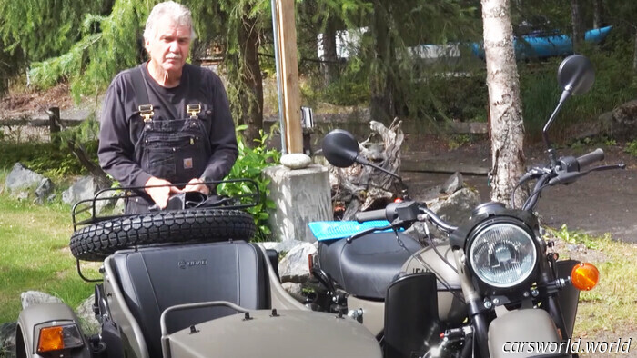 Putin Gave This Alaskan Individual A $22,000 Propaganda Item | Carscoops